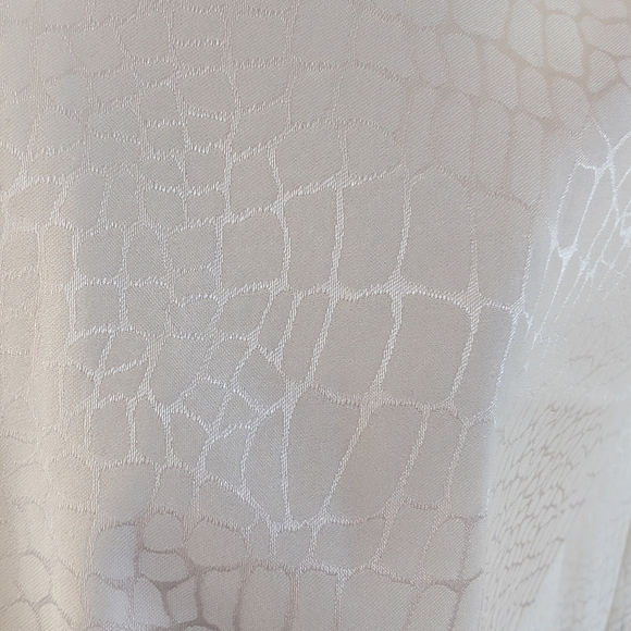 Speechless White Long Sleeve Sundress with V-Neck - Picture 4 of 11